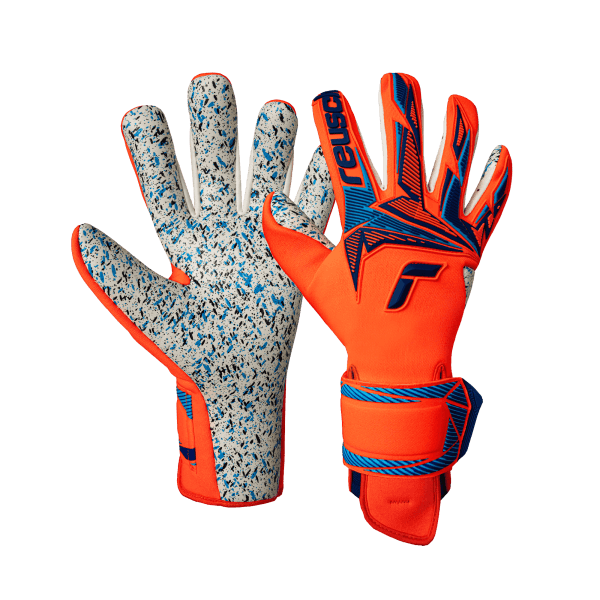 REUSCH Attrakt Freegel Fusion — вратарские перчатки